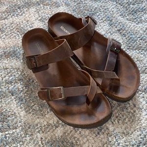 Mayari Birkenstocks inspired mountain sole sandals